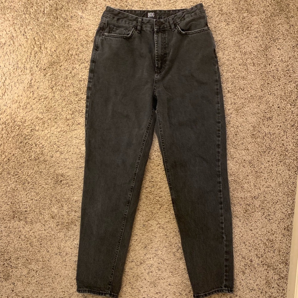 Urban Outfitters black BDG Mom Jeans, Size 28 US